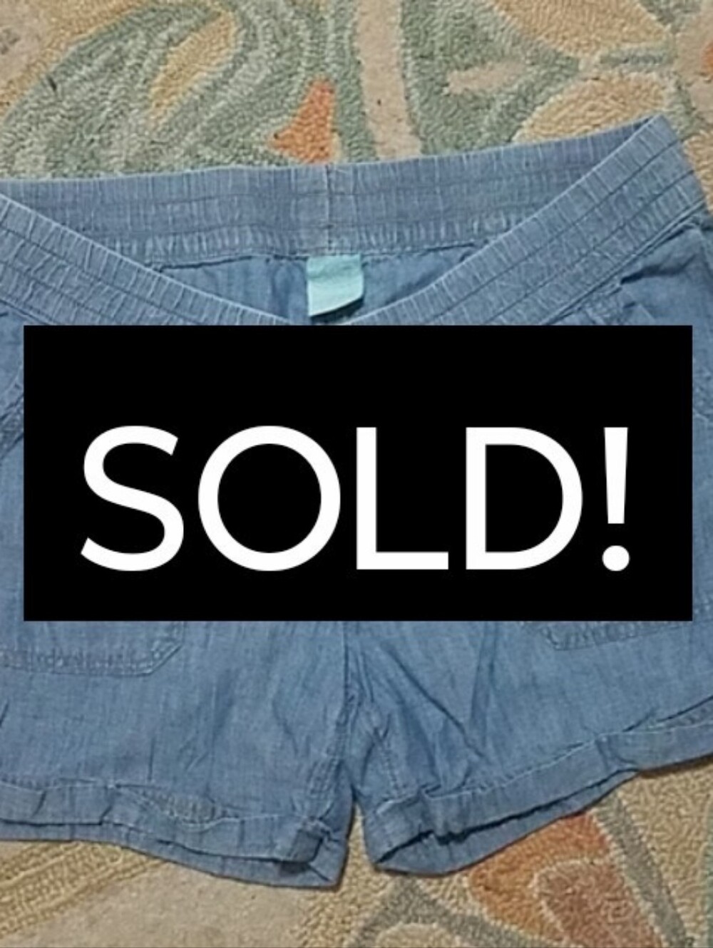 🌹NWOT Old Navy size L maternity jean shorts